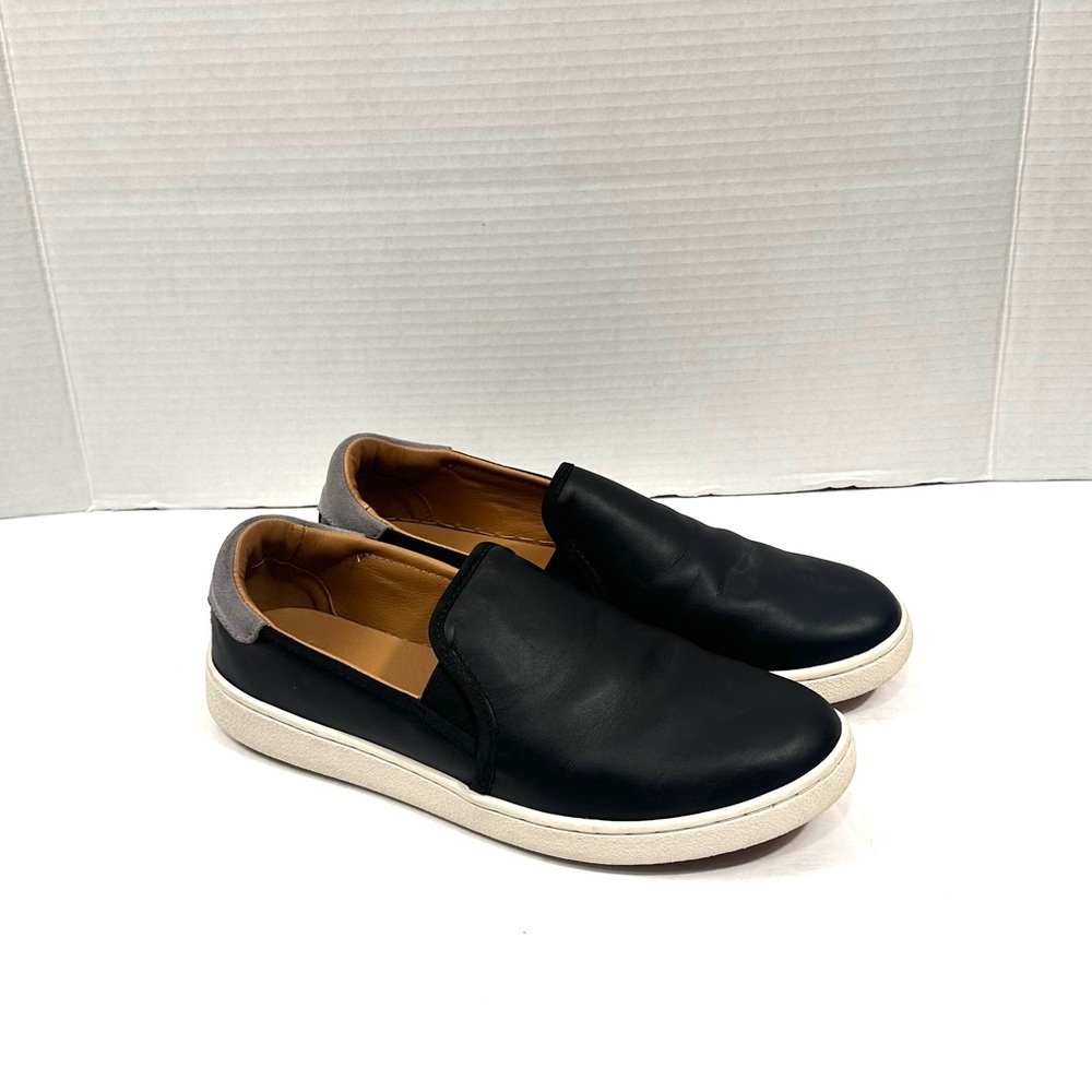 UGG‎ Cas Slip On Sneaker Sz 10